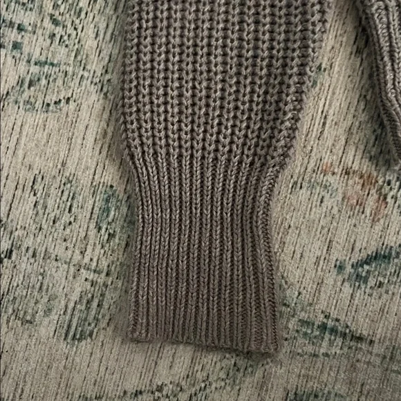 Urban Outfitters Charcoal Crew Neck Sweater - Picture 3 of 5